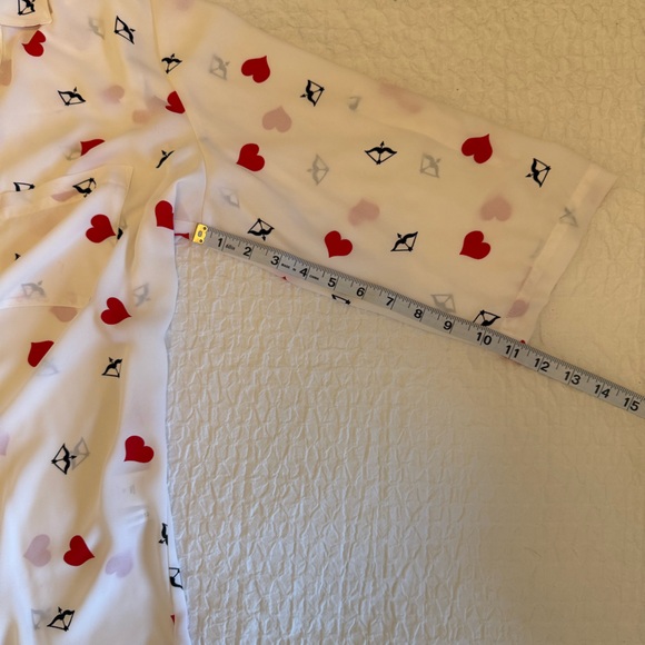 Soho Heart Print Button-Down Shirt – Size XL | White with Red & Pink Hearts - Picture 8 of 11